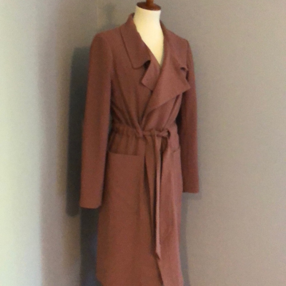 Dusty rose trench!